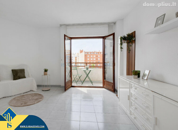 Parduodamas 4 kambarių butas Ispanijoje, Torrevieja