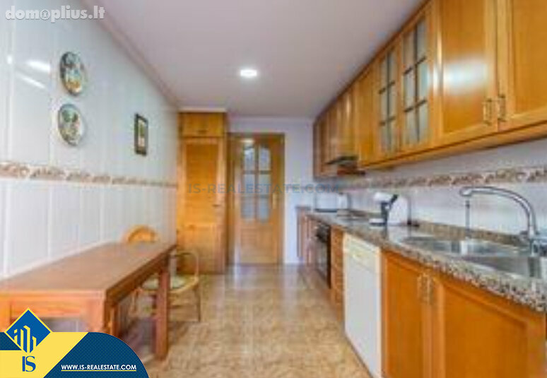 Parduodamas 5 kambarių butas Ispanijoje, Torrevieja