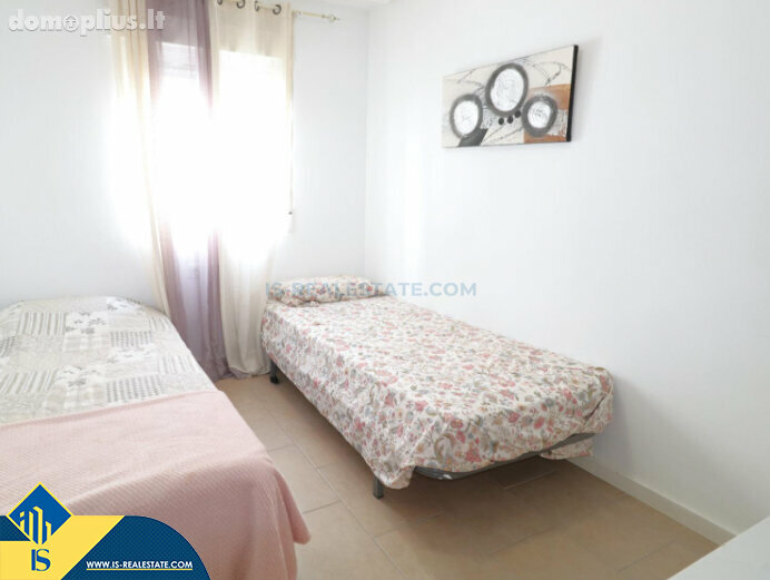 Parduodamas 4 kambarių butas Ispanijoje, Torrevieja