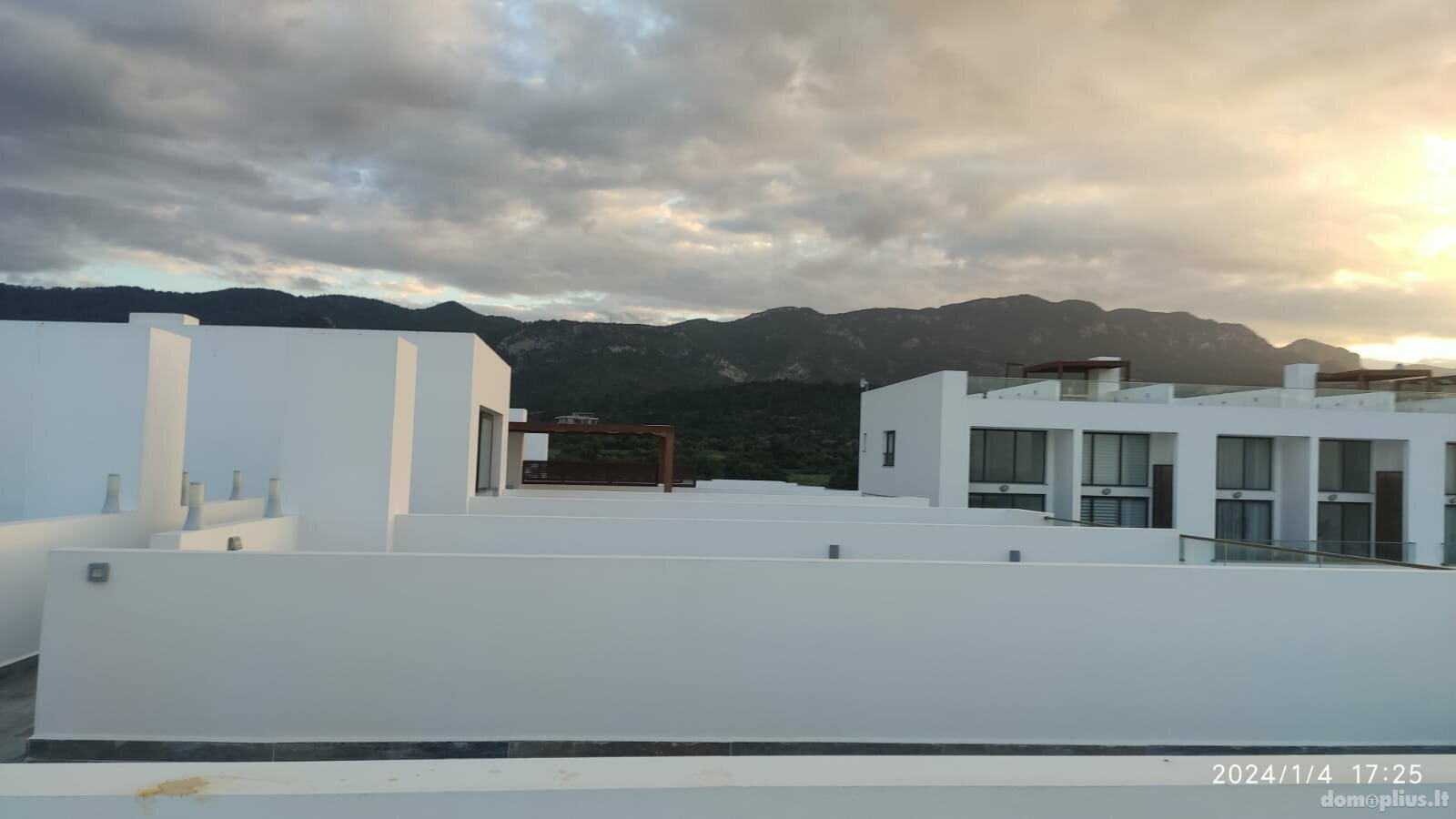 Продается 1 комнатная квартира Кипр, Kyrenia