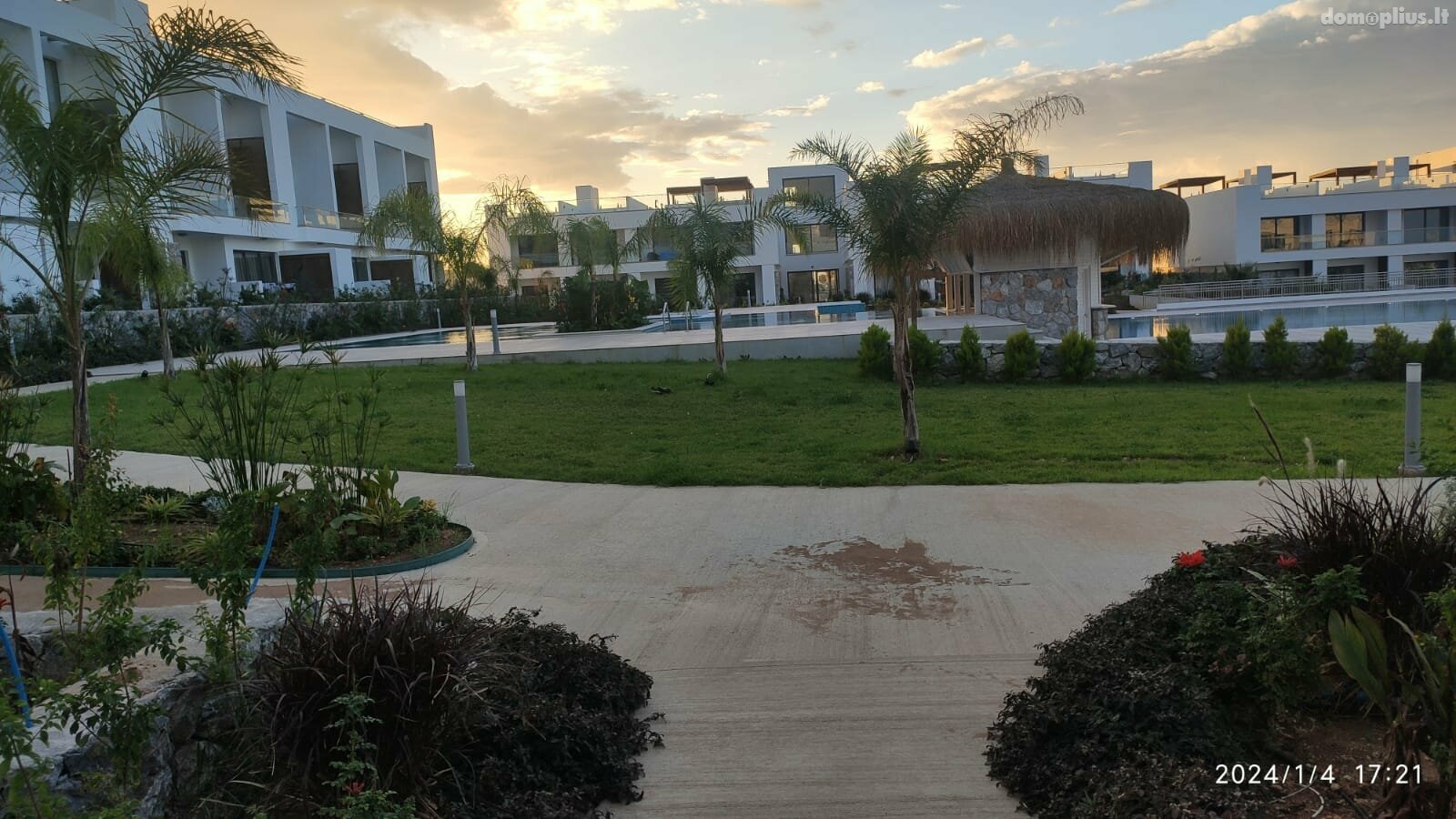 Продается 1 комнатная квартира Кипр, Kyrenia