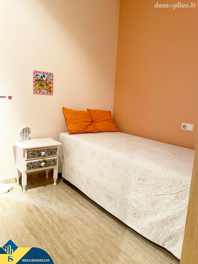 Продается 4 комнатная квартира Испания, Torrevieja
