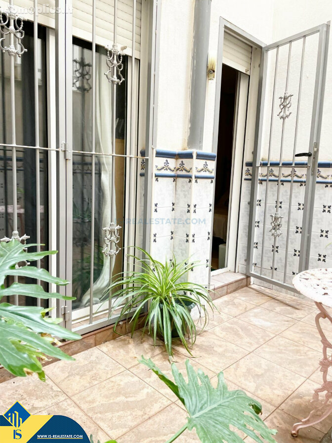 Продается 4 комнатная квартира Испания, Torrevieja