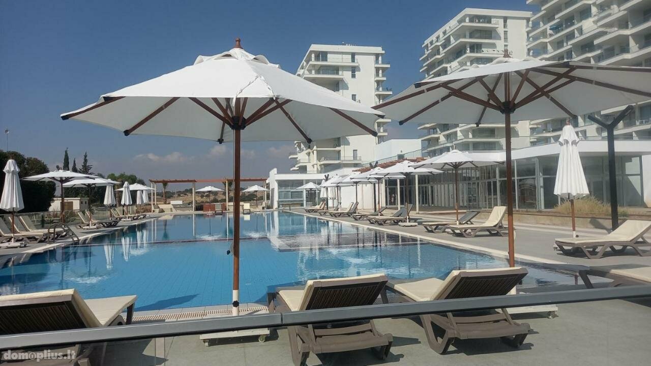 Parduodamas 4 kambarių butas Kipre, Famagusta