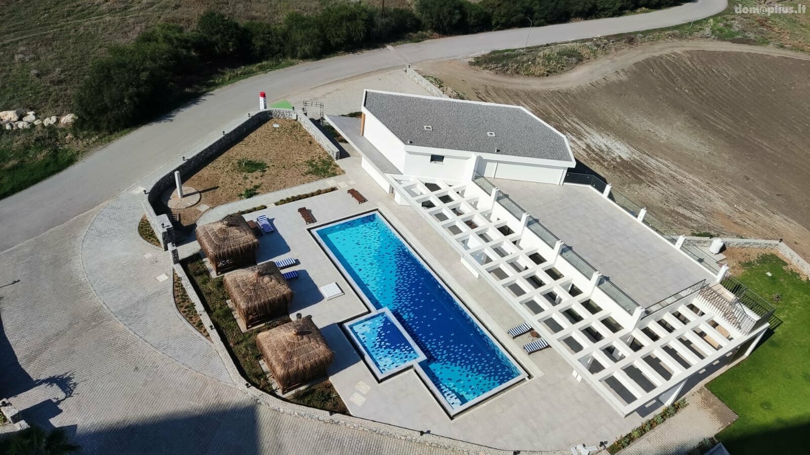Parduodamas 1 kambario butas Kipre, Kyrenia