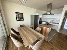 Parduodamas 4 kambarių butas Kipre, Famagusta