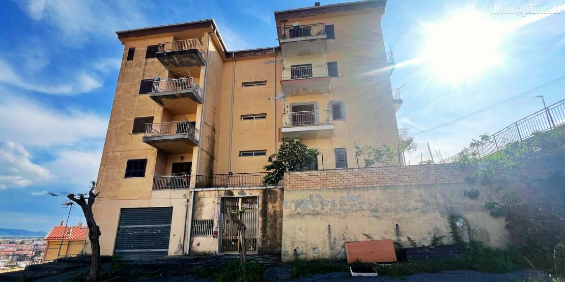Продается 3 комнатная квартира Италия, Scalea