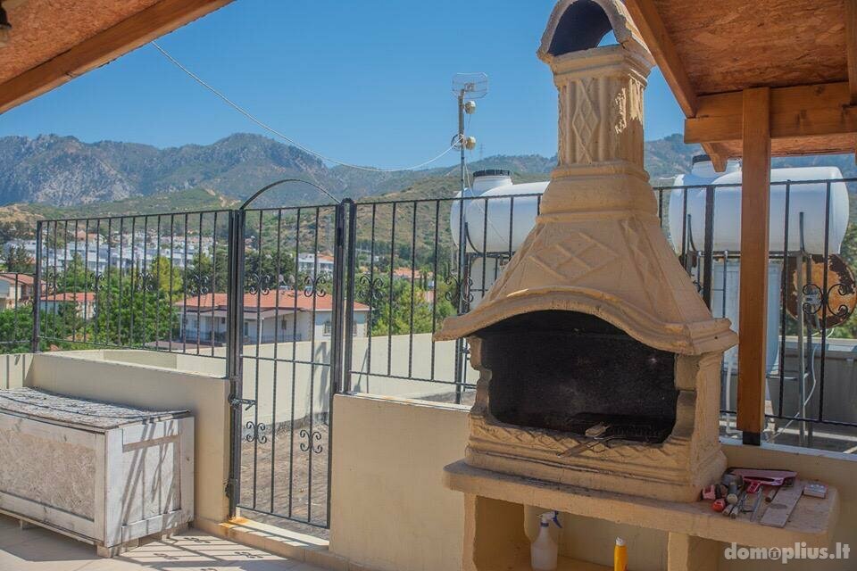 Parduodamas 4 kambarių butas Kipre, Kyrenia