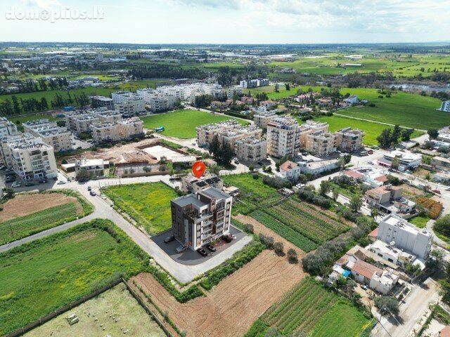 Parduodamas 4 kambarių butas Kipre, Famagusta