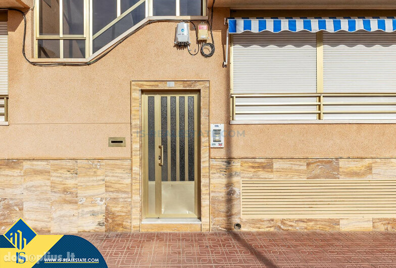 Parduodamas 4 kambarių butas Ispanijoje, Torrevieja