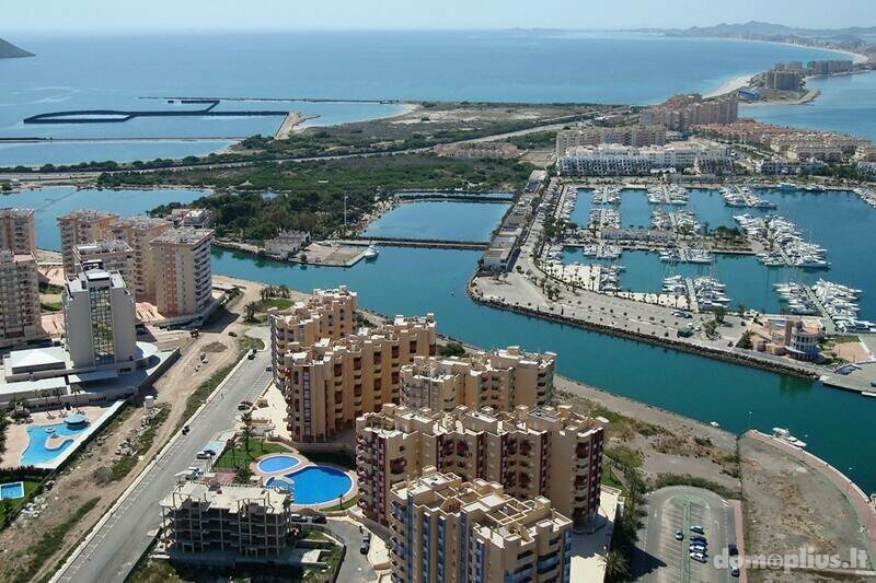 Parduodamas 3 kambarių butas Ispanijoje, La Manga del Mar Menor