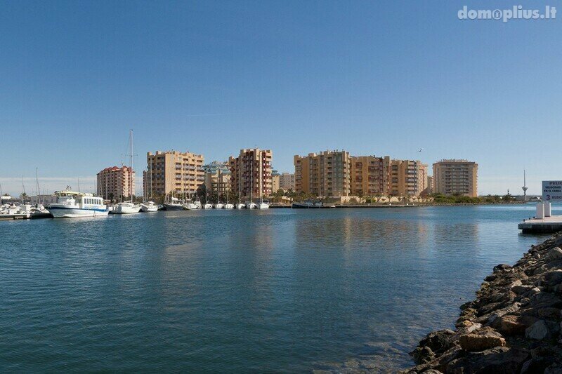 Parduodamas 3 kambarių butas Ispanijoje, La Manga del Mar Menor