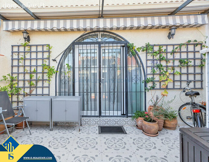 Parduodamas 4 kambarių butas Ispanijoje, Torrevieja