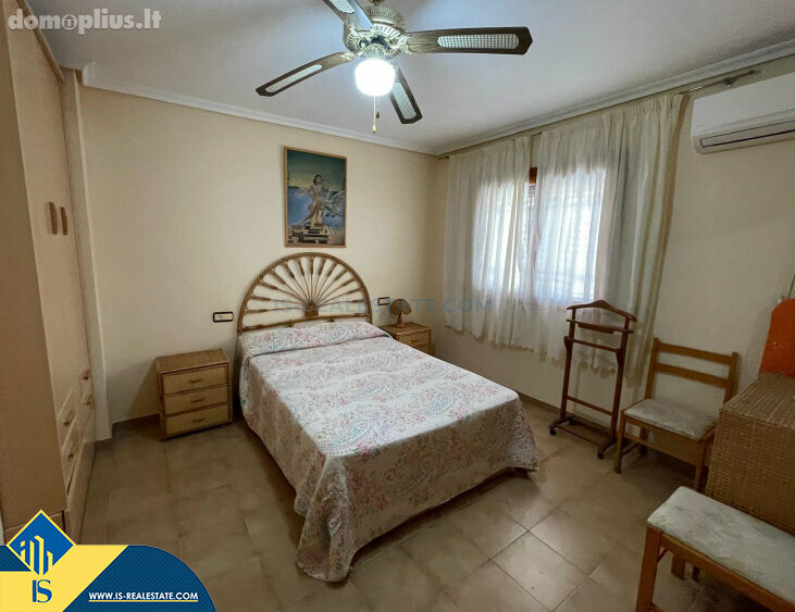 Parduodamas 4 kambarių butas Ispanijoje, Torrevieja