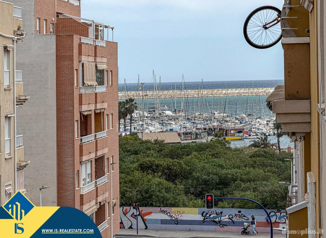 Parduodamas 3 kambarių butas Ispanijoje, Torrevieja