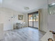 Продается 2 комнатная квартира Испания, Torrevieja (2 Фотография)