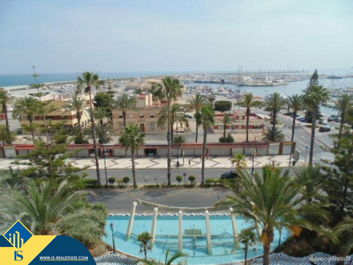 Parduodamas 4 kambarių butas Ispanijoje, Torrevieja
