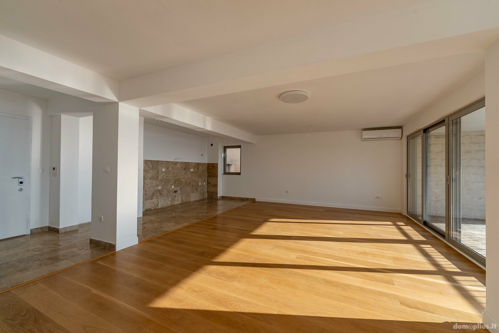 4 rooms apartment for sell Serbia and Montenegro, Budva