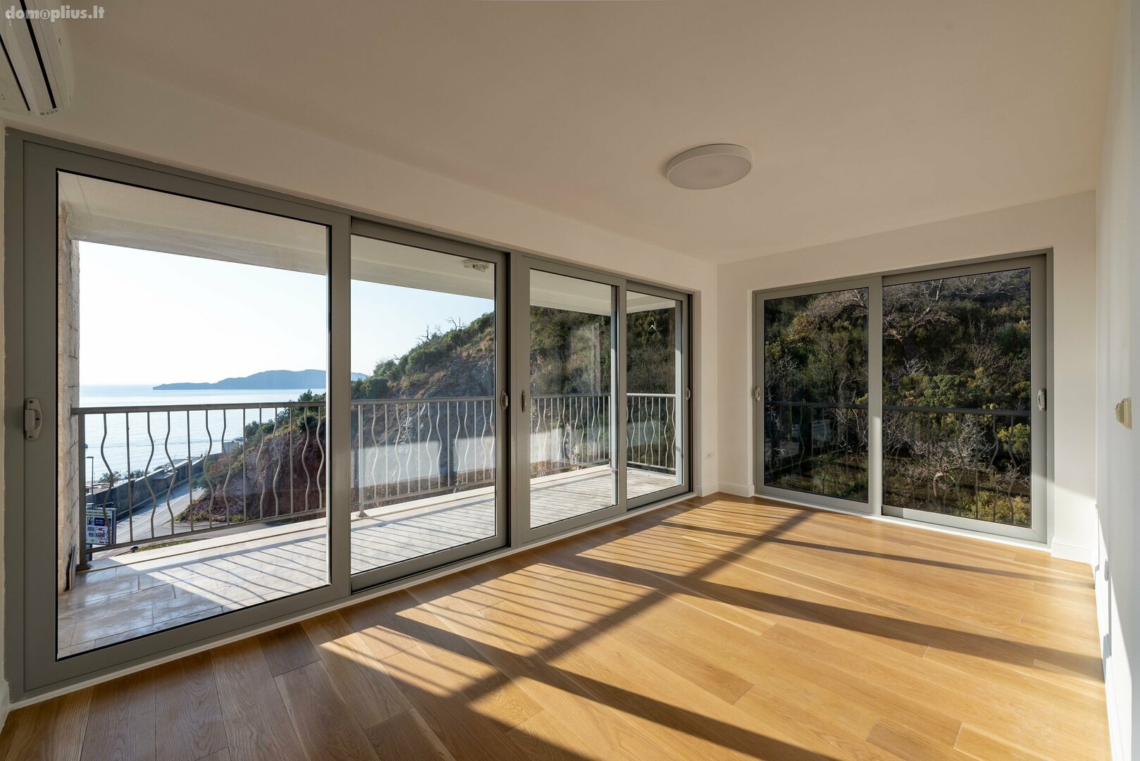 4 rooms apartment for sell Serbia and Montenegro, Budva