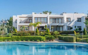 4 kambarių butas Kipre, Kyrenia