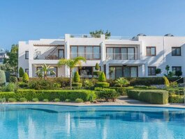 4 kambarių butas Kipre, Kyrenia