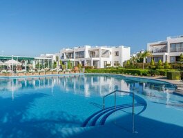 Parduodamas 4 kambarių butas Kipre, Kyrenia
