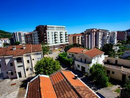 Parduodamas 2 kambarių butas Serbija ir Juodkalnijoje, Budva