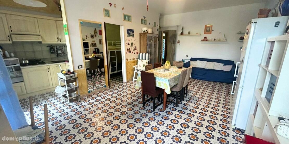 Parduodamas 3 kambarių butas Italijoje, Kita