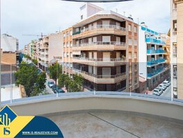Parduodamas 3 kambarių butas Ispanijoje, Torrevieja
