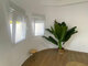 Продается 2 комнатная квартира Испания, Torrevieja (2 Фотография)