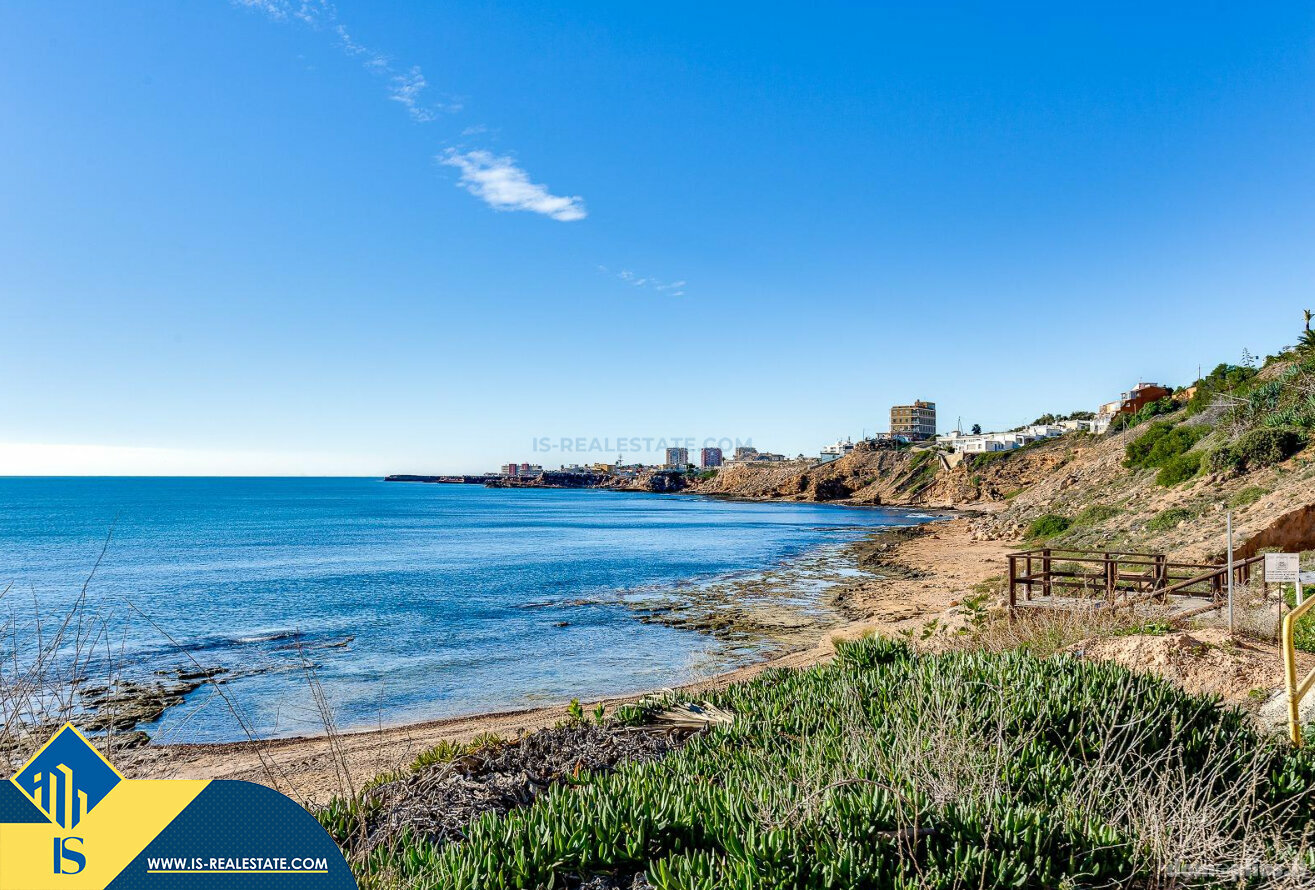 Parduodamas 3 kambarių butas Ispanijoje, Torrevieja