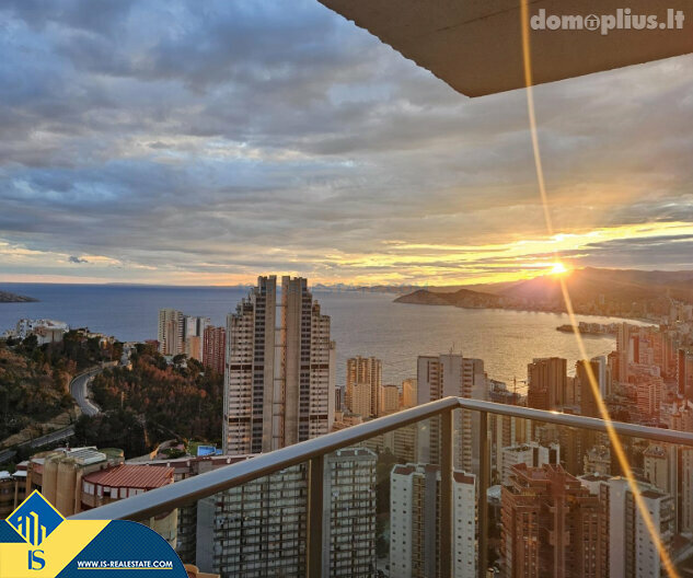Parduodamas 3 kambarių butas Ispanijoje, Benidorm