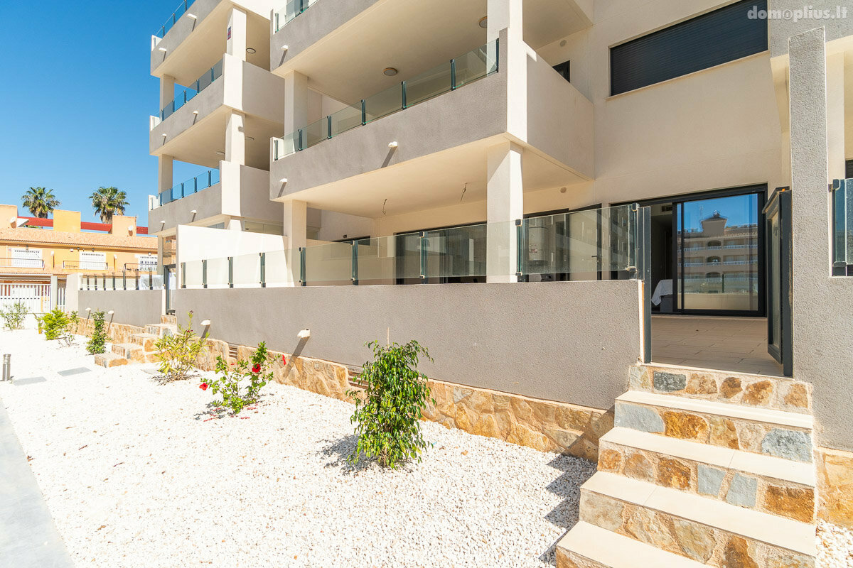 Parduodamas 3 kambarių butas Ispanijoje, Orihuela Costa