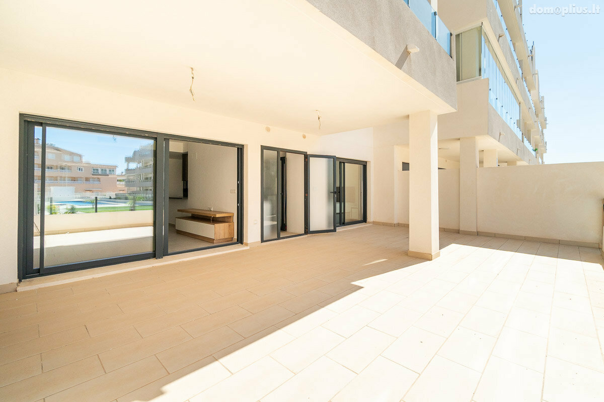 Parduodamas 3 kambarių butas Ispanijoje, Orihuela Costa