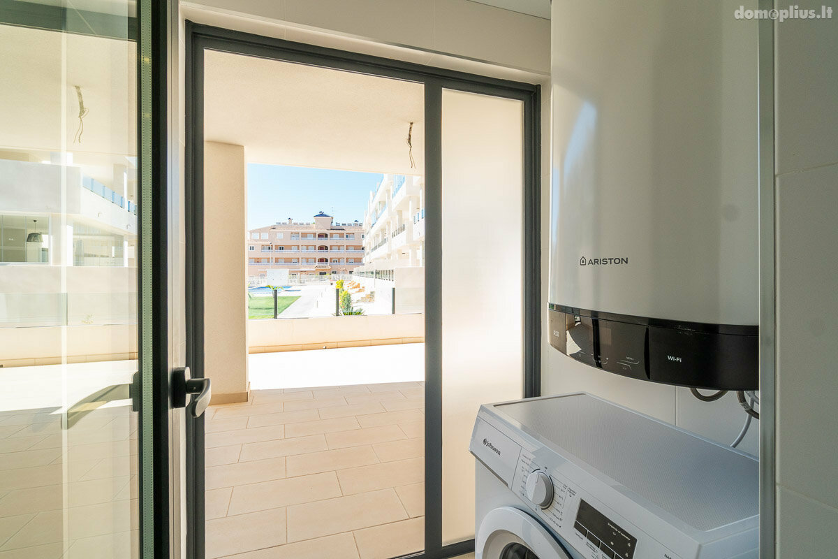 Parduodamas 3 kambarių butas Ispanijoje, Orihuela Costa