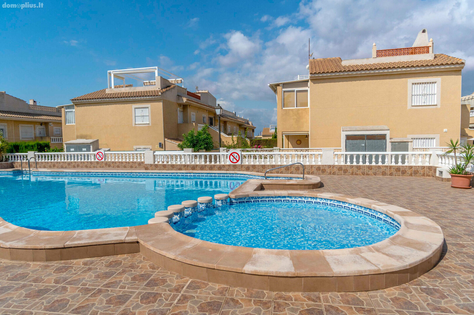 Parduodamas 3 kambarių butas Ispanijoje, Torrevieja