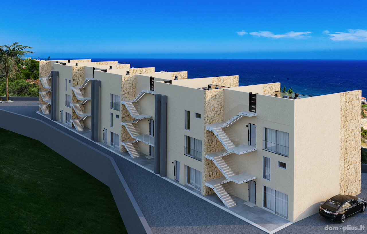 Parduodamas 4 kambarių butas Kipre, Kyrenia