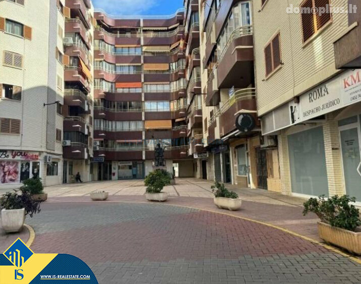 Parduodamas 4 kambarių butas Ispanijoje, Benidorm