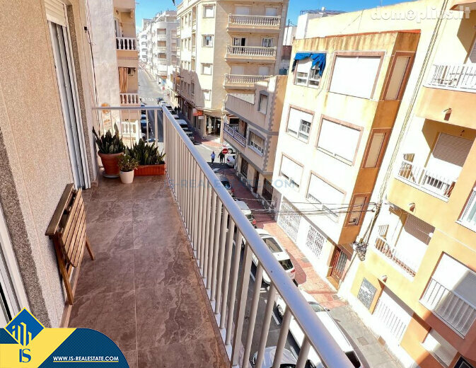 Parduodamas 4 kambarių butas Ispanijoje, Torrevieja