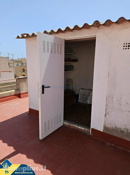 Parduodamas 4 kambarių butas Ispanijoje, Torrevieja