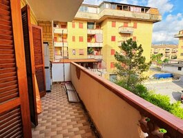 3 kambarių butas Italijoje, Scalea