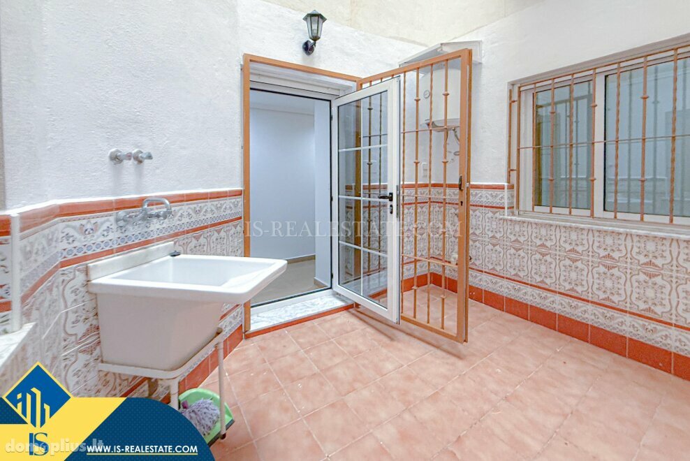 Parduodamas 3 kambarių butas Ispanijoje, Torrevieja