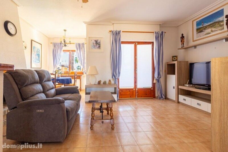 Parduodamas 3 kambarių butas Ispanijoje, Torrevieja
