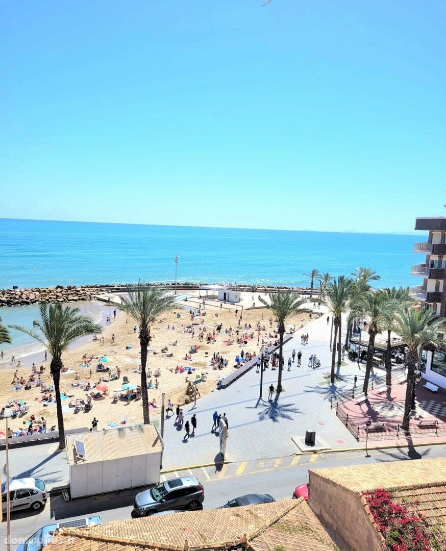 Продается 4 комнатная квартира Испания, Torrevieja
