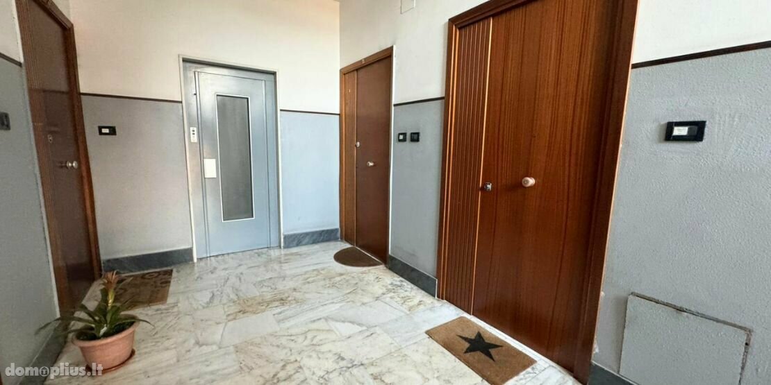 Продается 4 комнатная квартира Италия, Scalea