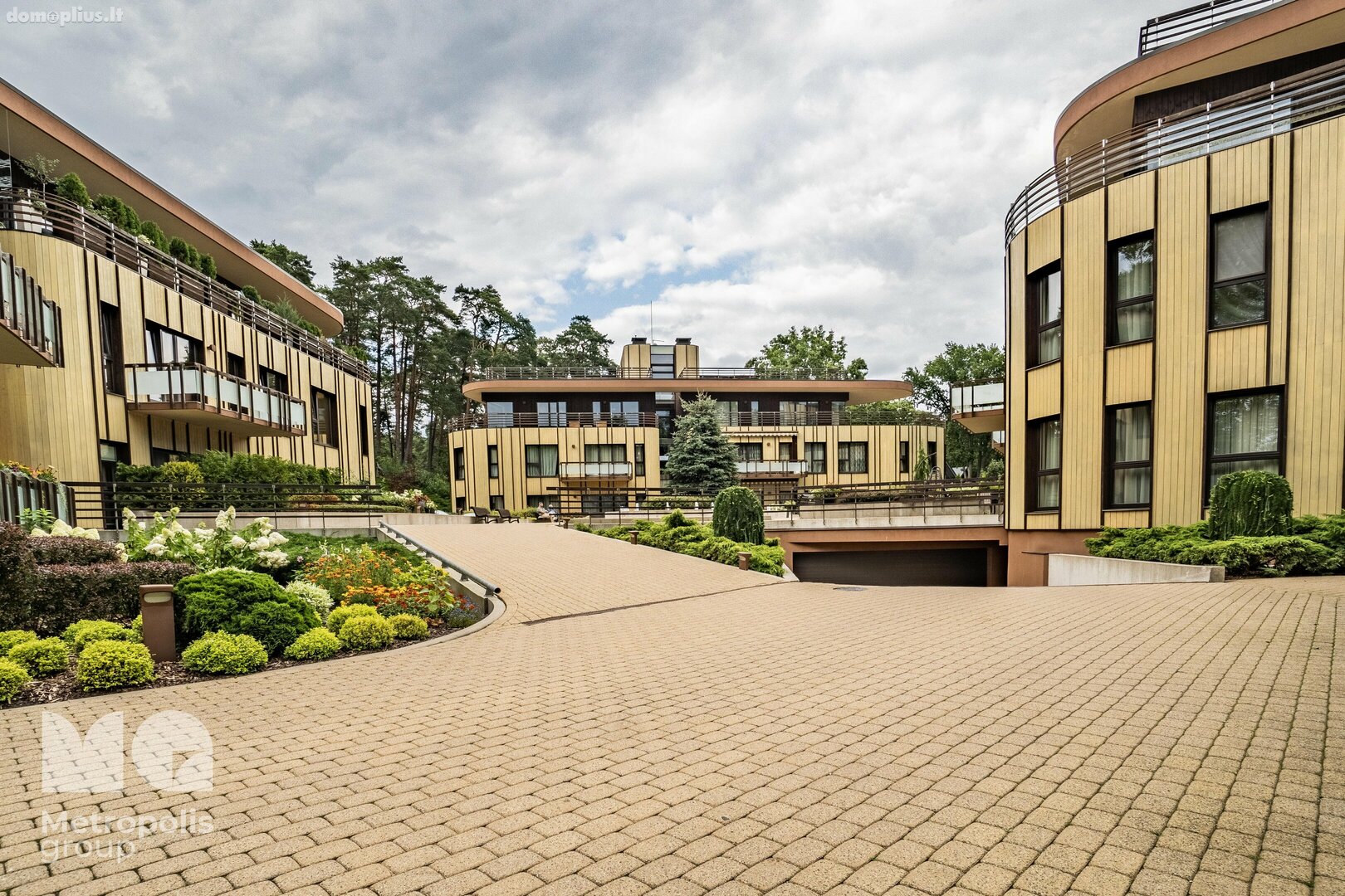 Parduodamas 5 kambarių butas Latvijoje, Jūrmala