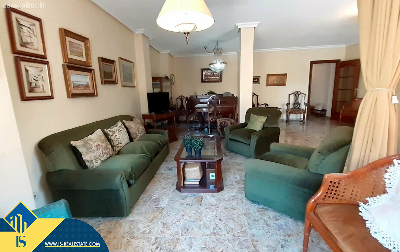Parduodamas 5 kambarių butas Ispanijoje, Torrevieja