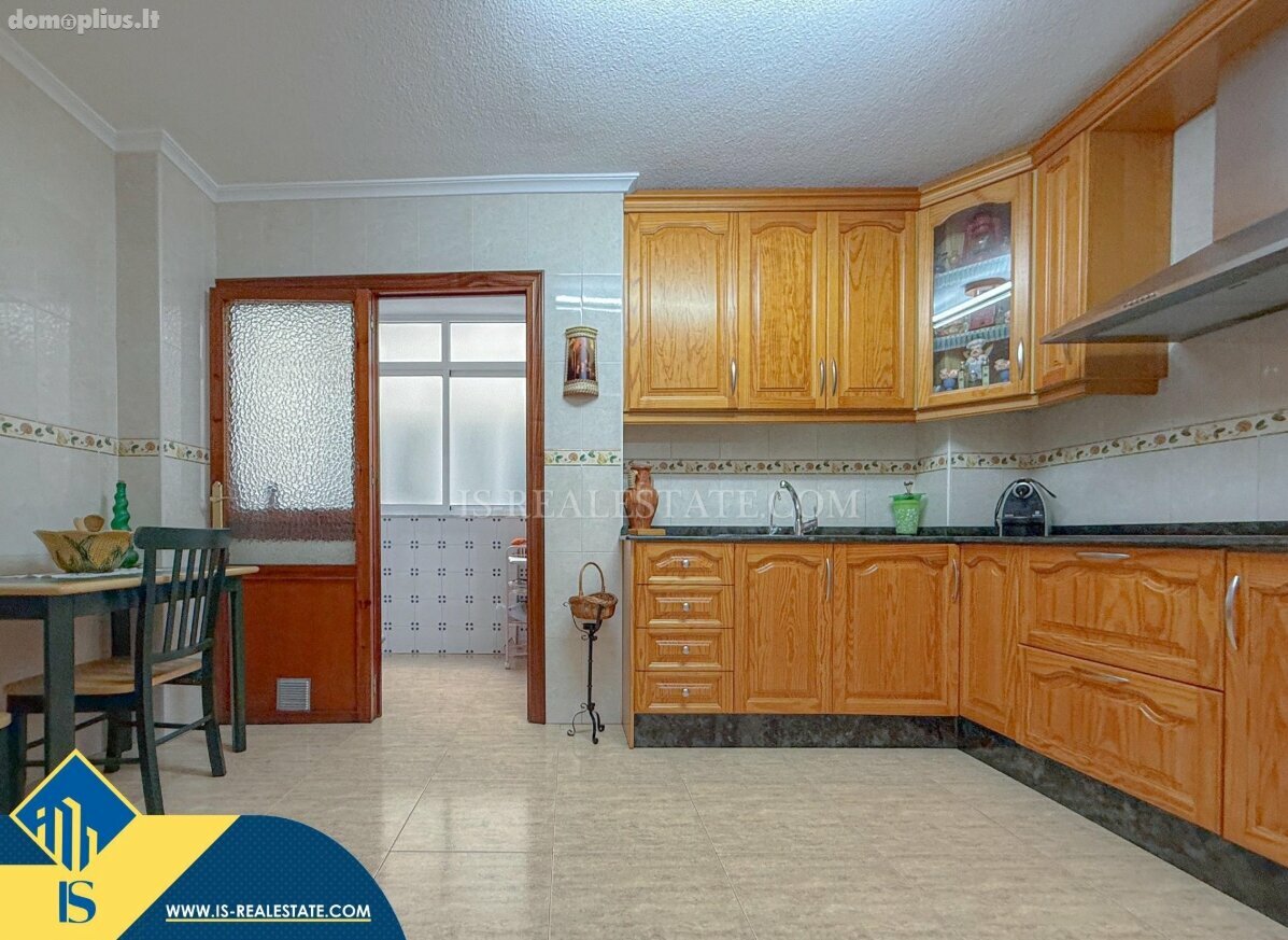 Parduodamas 4 kambarių butas Ispanijoje, Torrevieja