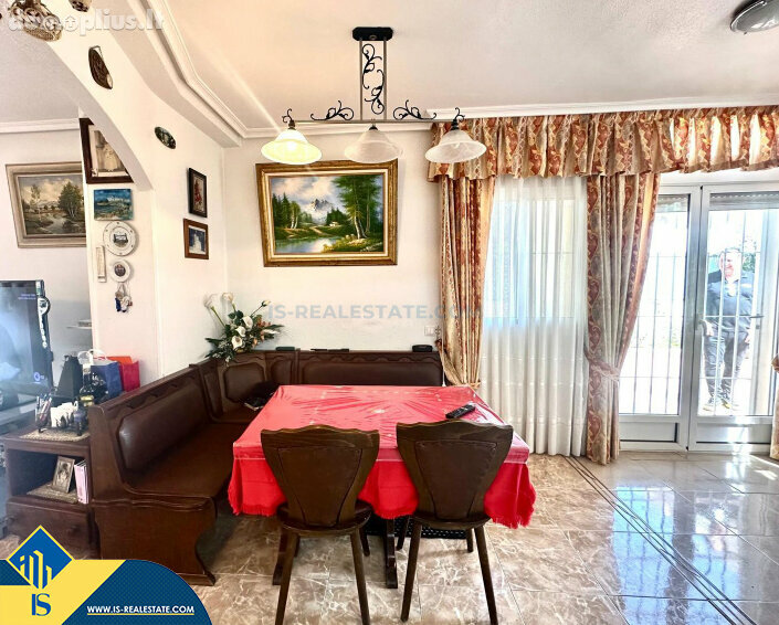 Parduodamas 4 kambarių butas Ispanijoje, Torrevieja