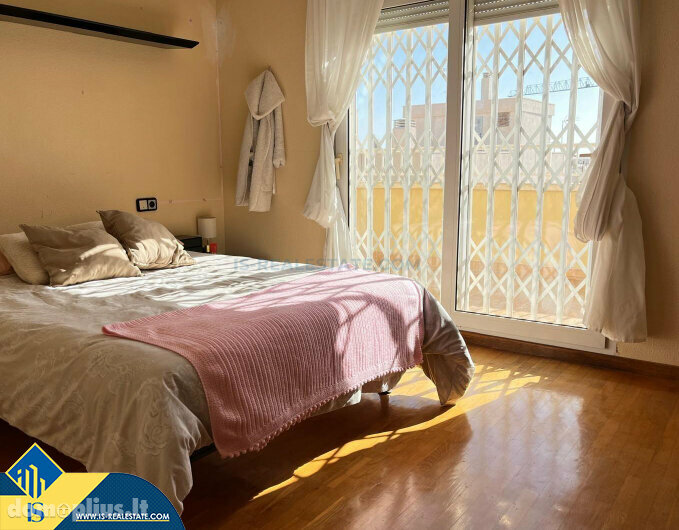Parduodamas 5 kambarių butas Ispanijoje, Torrevieja